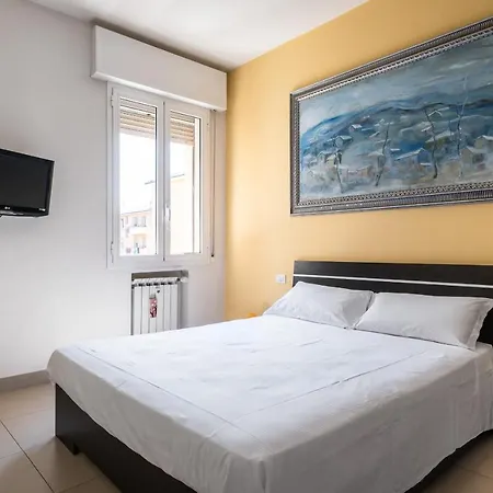 Apartment Bergonzoni Modern By Wonderful Italy